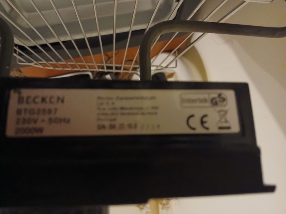 Grelhador marca Becken avariado