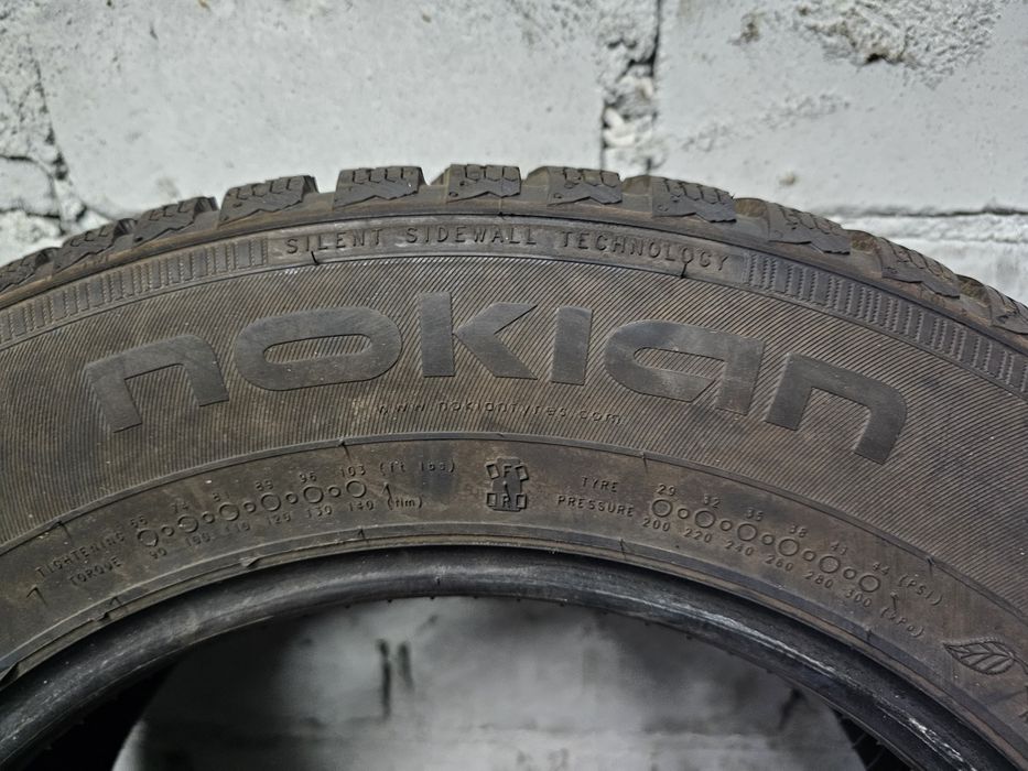BDB Stan!!  195/65 r15 Nokian WR D4.  18/19