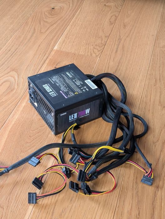 Zasilacz komputerowy Zalman ZM700-LE II 700W