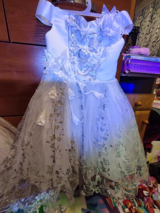 Плаття нарядні новорічні