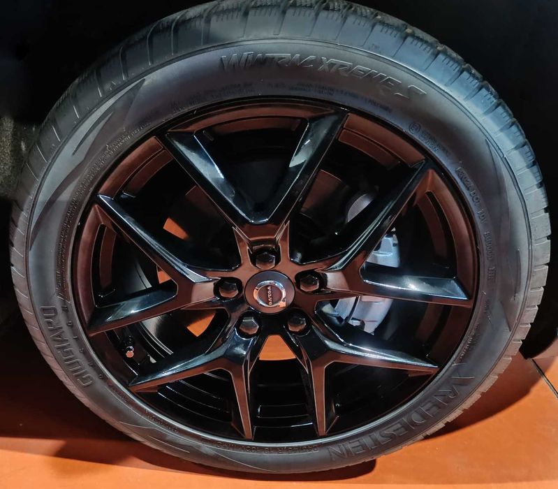Oryginalne Felgi Volvo 18 Cali Wraz z Oponami