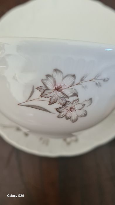 3 chávenas de chá e açucareiro lindíssimos