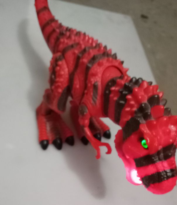 Dinozaur,robot,zabawka interaktywna