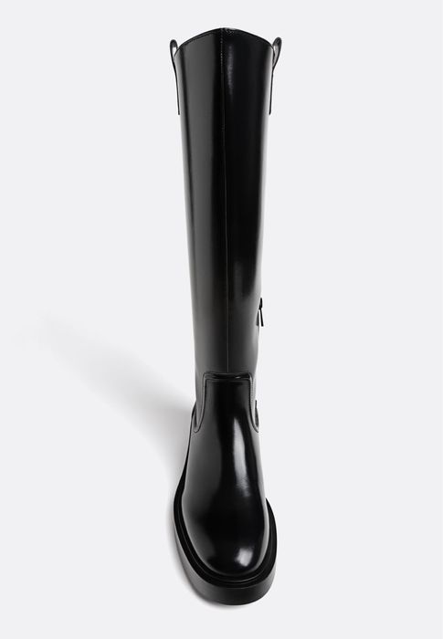 Чобітки Stradivarius