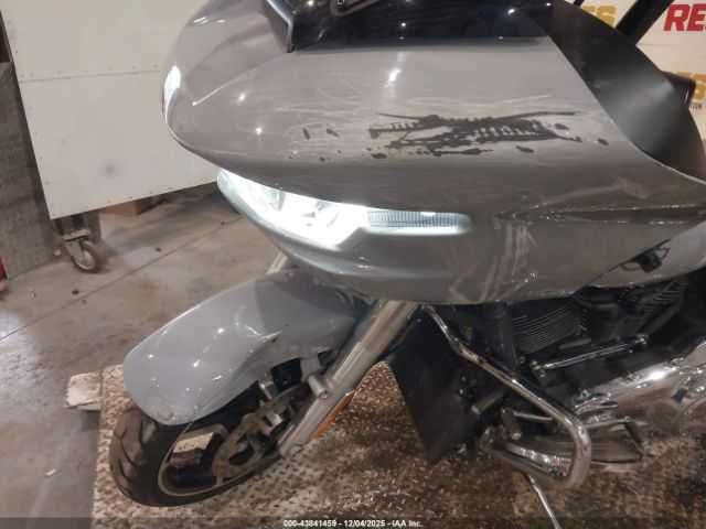 Harley-Davidson FLTRX 2024