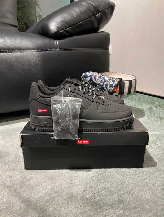 Nike_ Air_Force_1_Low_Supreme_Black R.42.5