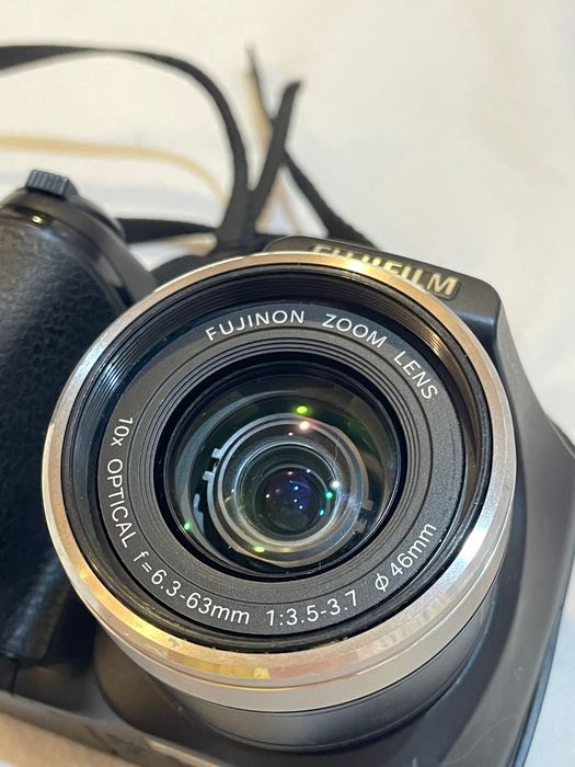 Fujifilm FinePix S5800
