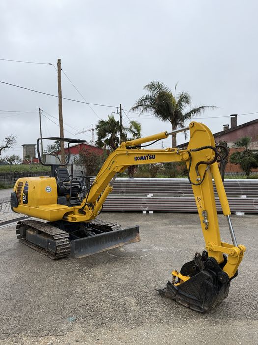 Mini giratória Komatsu Pc 30