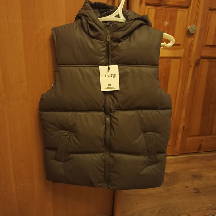 Желетка на дівчинку