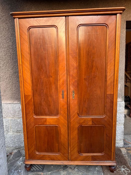 Szafa drewniana sprzedam