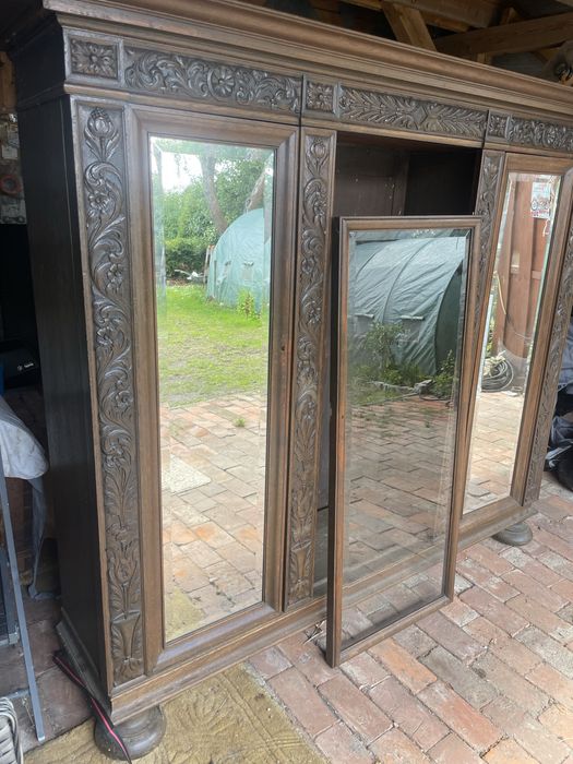 Szafa-biblioteczka zabytkowa