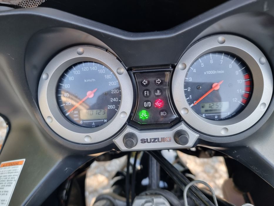 Suzuki V-Storm 1000cc