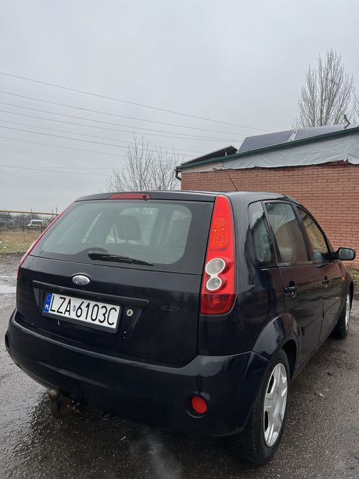 Продам Ford fiesta