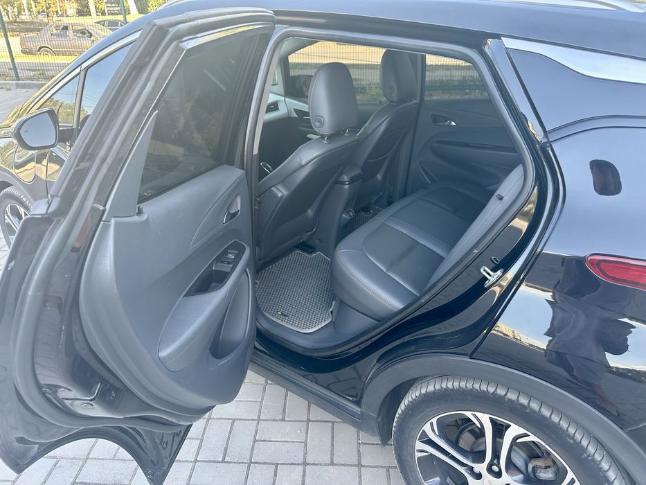 Chevrolet bolt ev 2018 premier