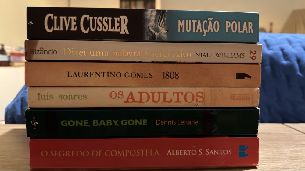 Varios livros a 5€ cada!