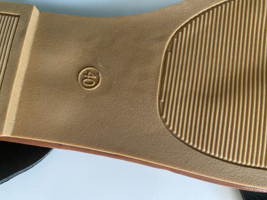 Нові тапки розмір 40