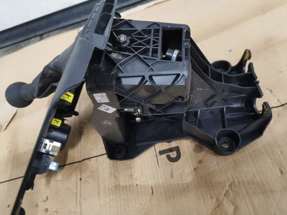 Dźwignia Lewarek Zmiany Biegów Mieszek Citroen Berlingo IV4 Rifter