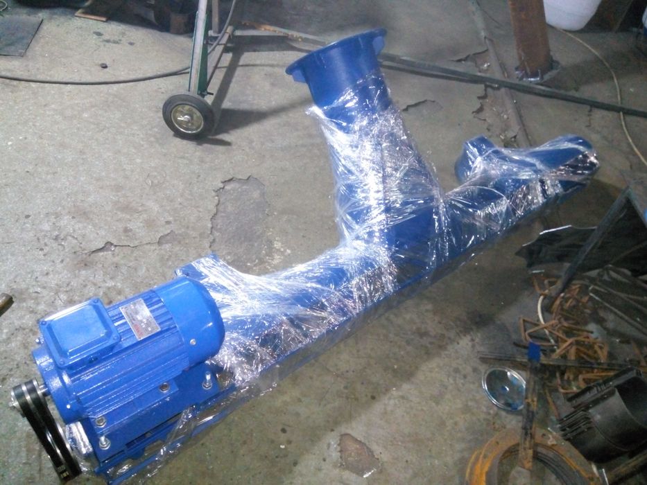 Шнековий навантажувач (погрузчик) зерна