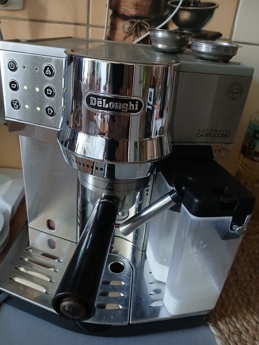 Ekspres DeLonghi EC 850M