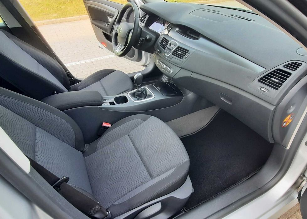 Śliczna LAGUNA 2.0 *140 KM *tylko 183.000 km *ZERO RDZY *Serwis w ASO RENAULT do końca !!!