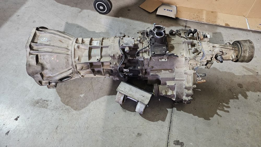 Caixa velocidades mitsubishi L200