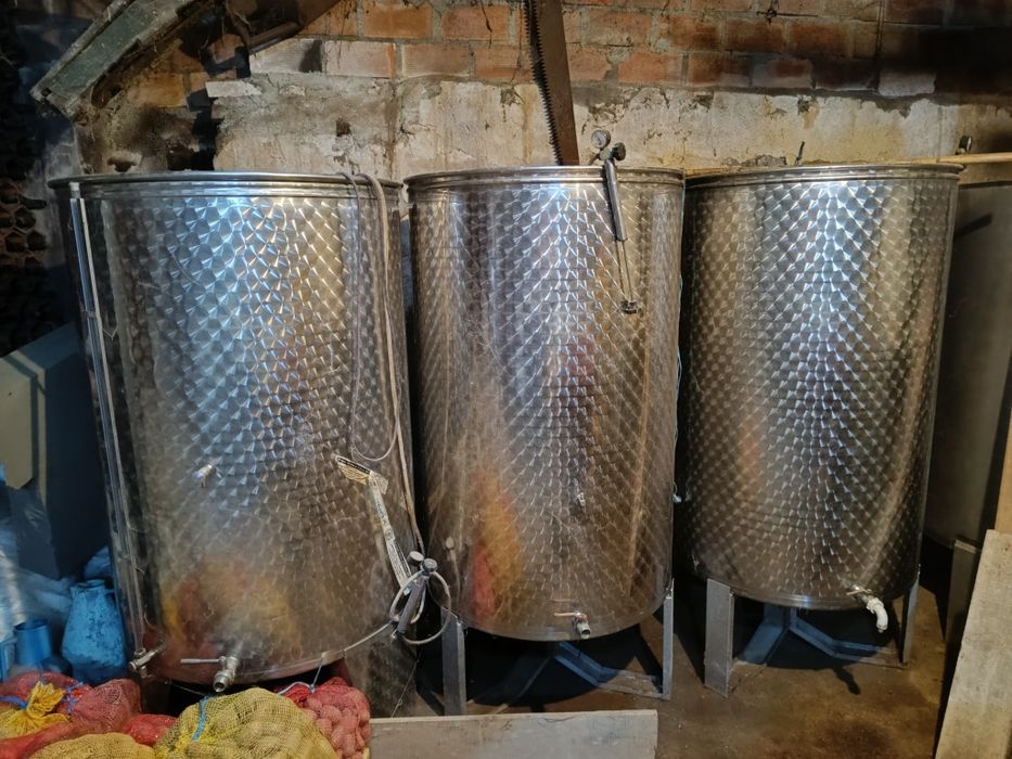 Cubas de Inox “Sempre Cheias” para Vinho – 1000L