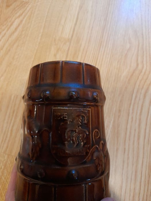 Kufel z herbem Okocimia PRL