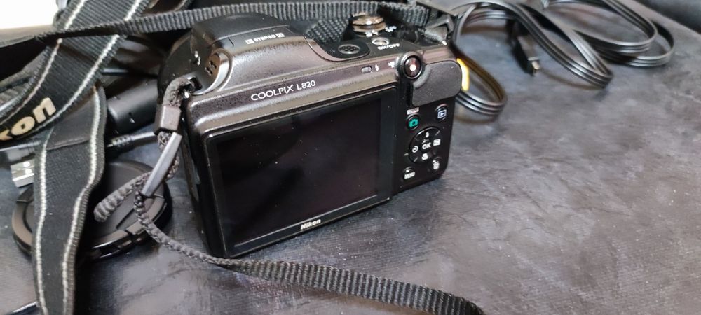 Nikon Coolpix L820
