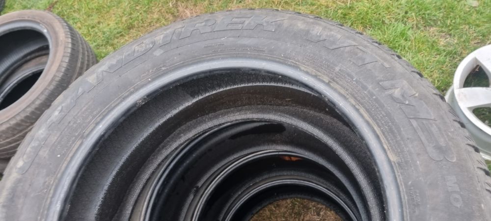 Opony zimowe Dunlop 265/55R19 109H