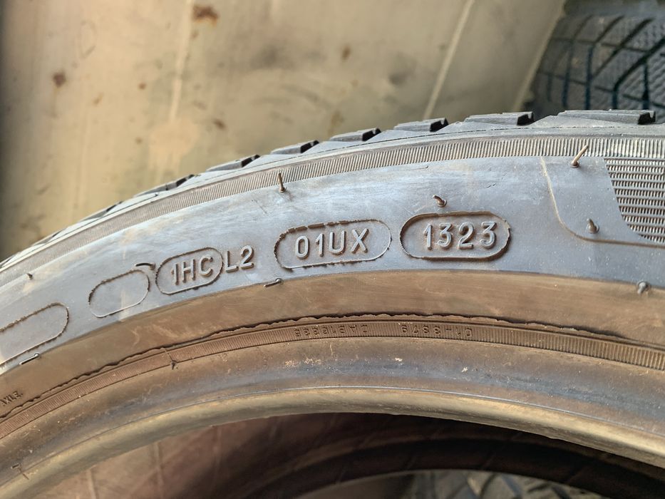 шини б/у  255/40 R20 Michelin Cross Climate 2