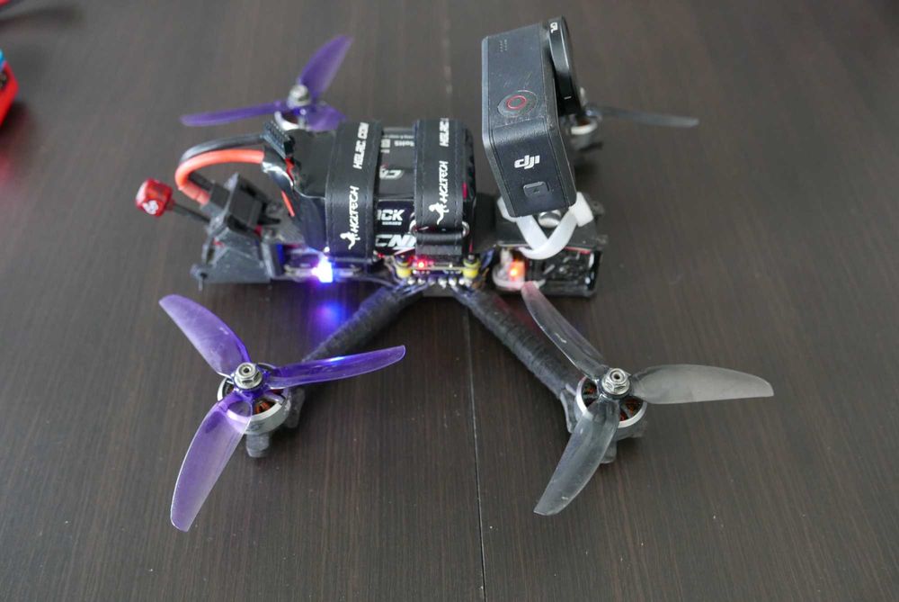 Dron FPV 5 inch TBS Source One V5, TBS Unify Pro32 HV + akcesoria