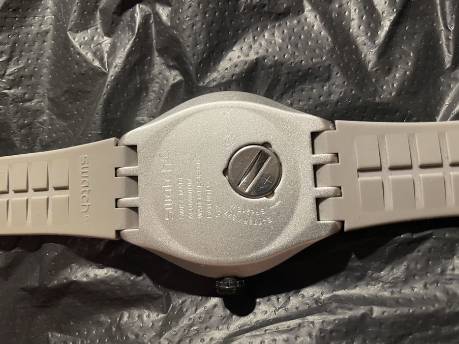Годинник  Swatch