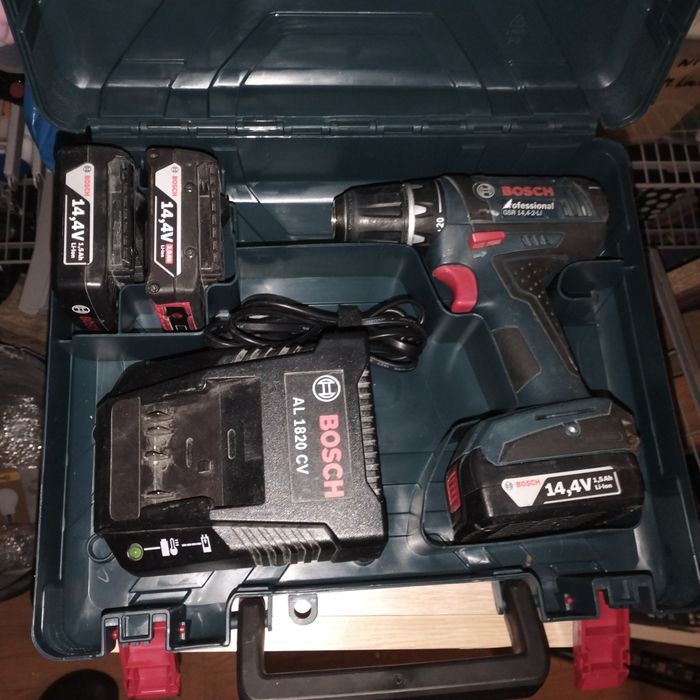 Bosh wkrętarka 14.4V , 3 baterie i ładowarka