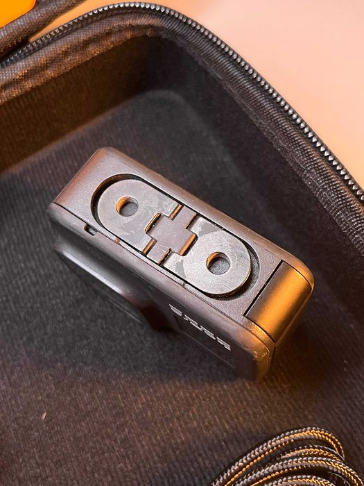 Екшн-камера GoPro Hero 8 із зарядною станцією