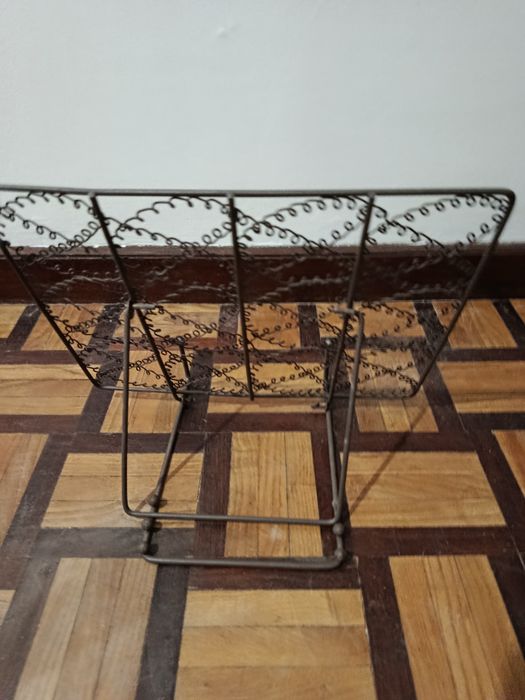 Suporte para livros rústico