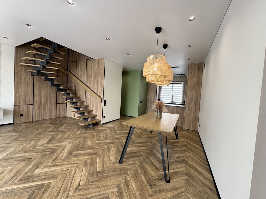 Продаж 3-кім. будинку 120 м.кв., в. Садова