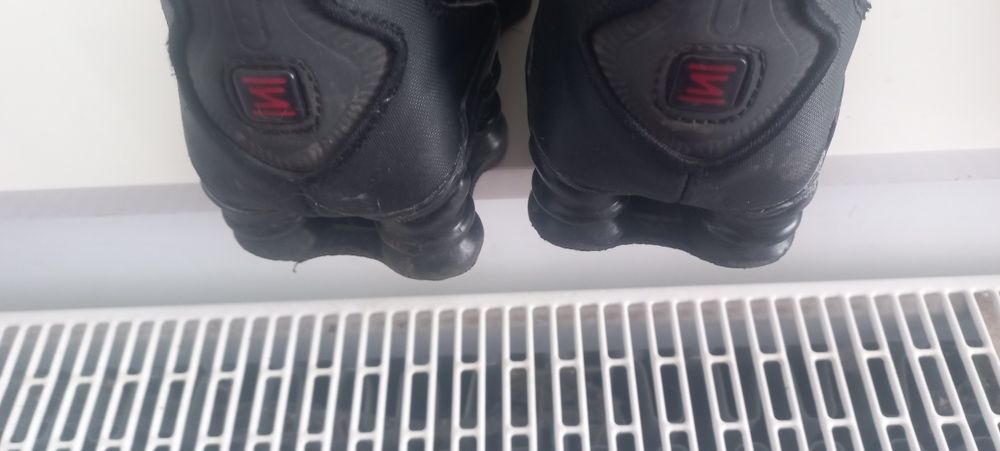 Buty Nike Shox  rozmiar 37.5