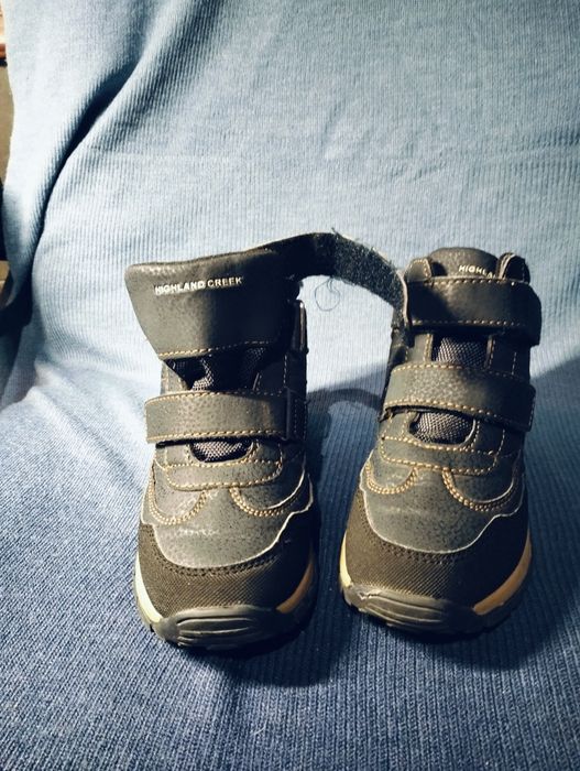 Buty dziecięce zimowe