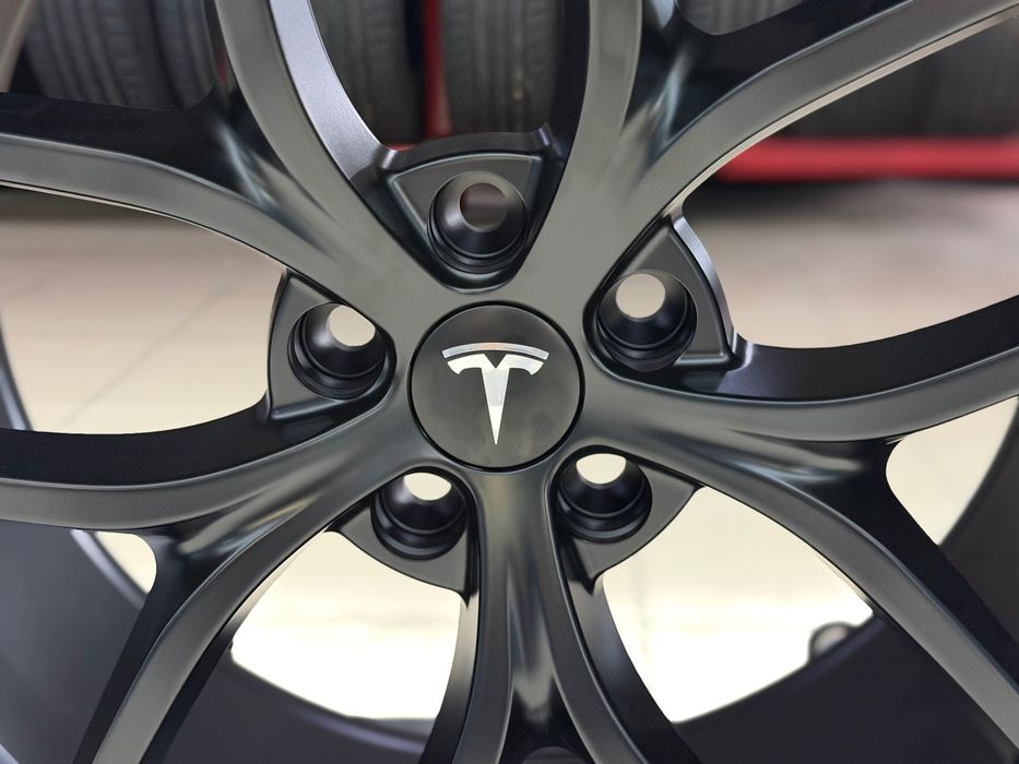 Нові диски Tesla R19 5x114.3  TES139 Matte Black