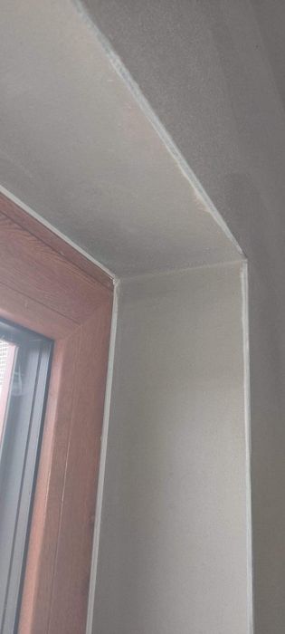 Машинна штукатурка,гіпсова і цементно вапняна.