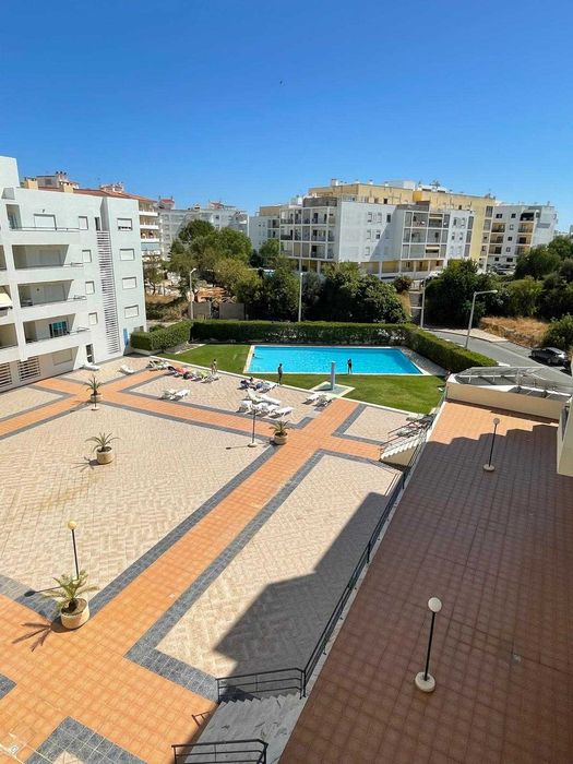 Férias Algarve Apartamento com Piscina | Armação de Pêra JUL/AGO RESERVADOS