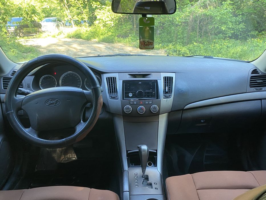 Hyundai Sonata автомат, 2010 р.в  2.0 газ