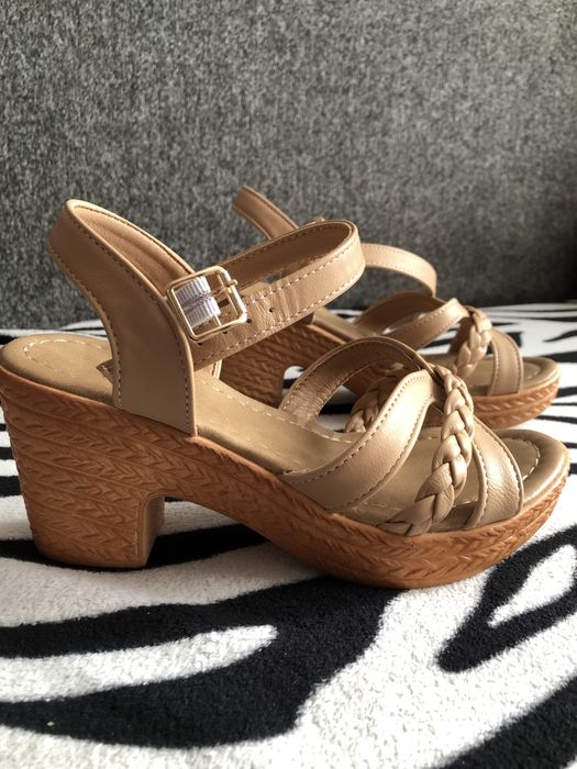 Sandałki damskie