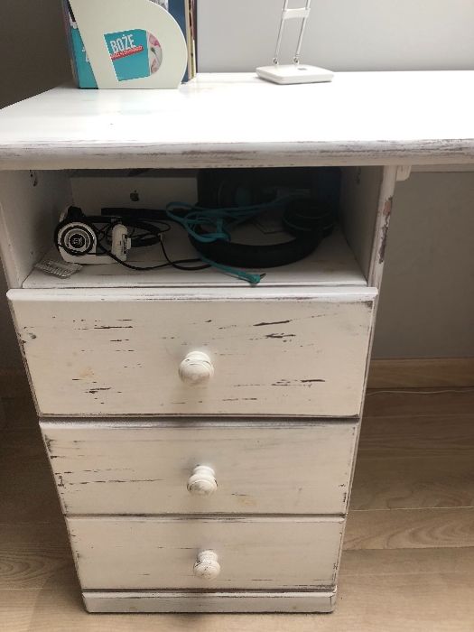 Biurko sosnowe bielone