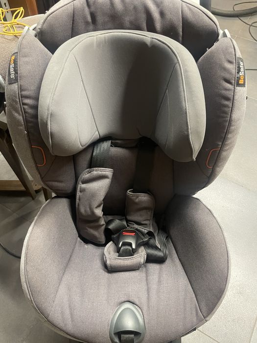 Fotelik samochodowy BeSafe Izi Comfort X3 Isofix, 9-18kg