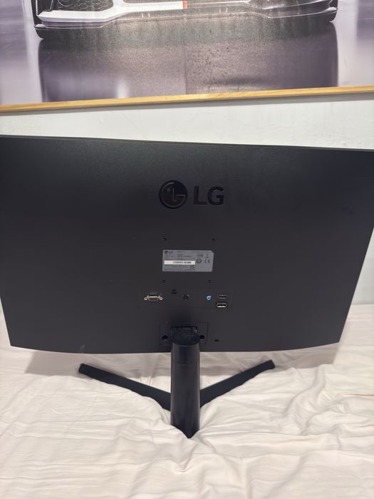 Monitor Gaming LG