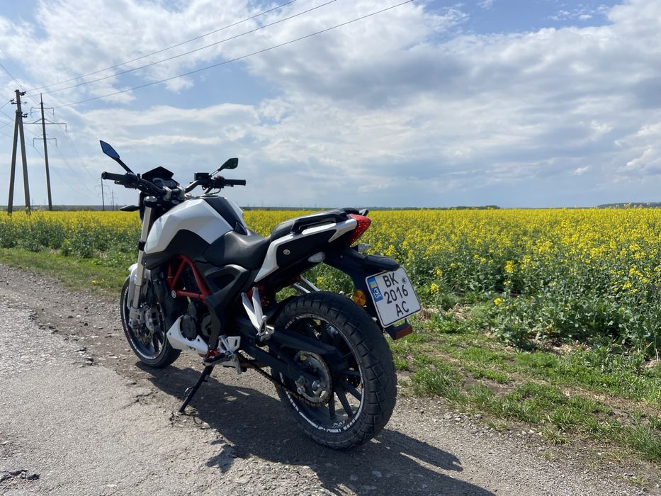 Продам Мотоцикл Benelli tnt 250