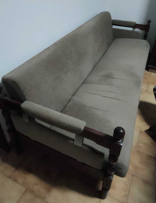 Conjunto de sofás 3+1+1 lugares