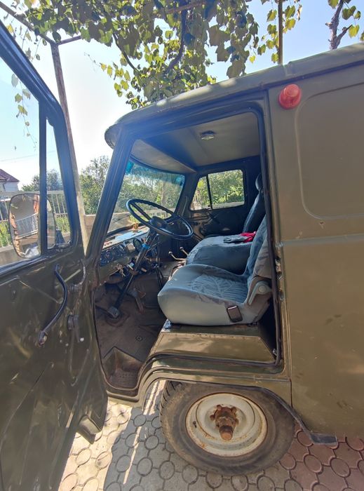 Продам уаз буханка