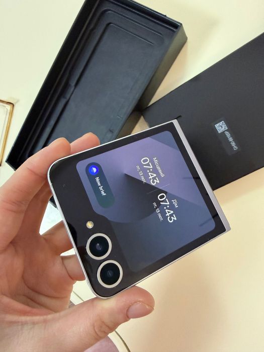 Samsung Galaxy Z Flip 6 256 gb